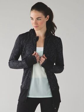 Lululemon Daily Practice Jacket Samba Snake in Battleship Black
